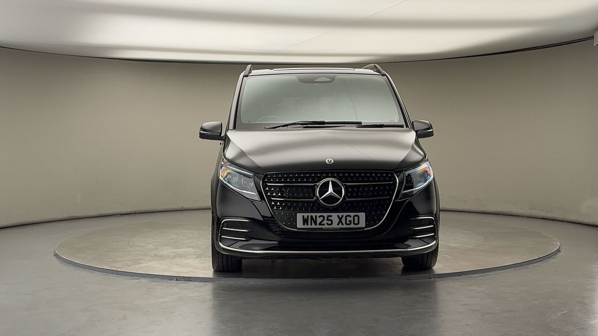 Used Mercedes-Benz V-Class 2025 for sale - 76280808: Photo 32