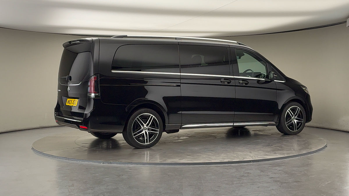 Used Mercedes-Benz V-Class 2025 for sale - 76280808: Photo 38