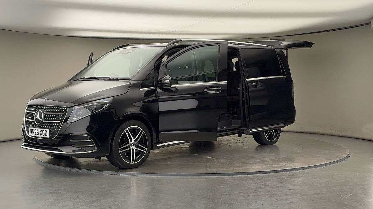 Used Mercedes-Benz V-Class 2025 for sale - 76280808: Photo 49