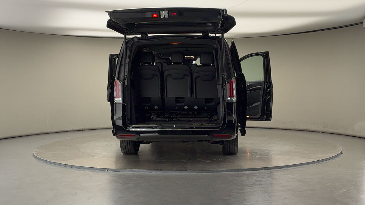 Used Mercedes-Benz V-Class 2025 for sale - 76280808: Photo 60