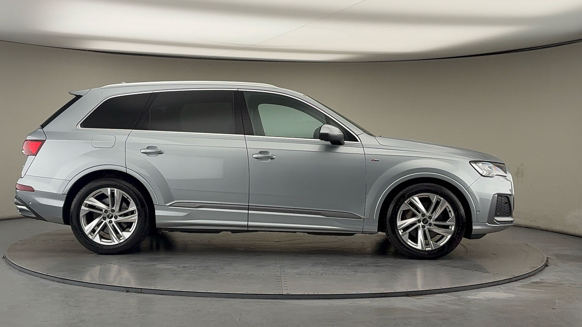 Used Audi Q7 2023 for sale - 77720880: Photo 16