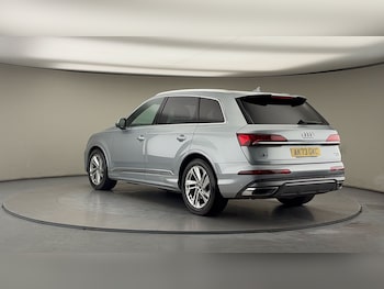 Used Audi Q7 2023 for sale - 77720880: Photo