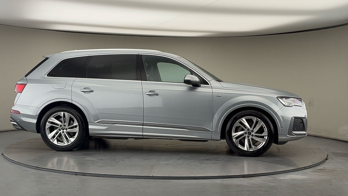 Used Audi Q7 2023 for sale - 77720880: Photo 37