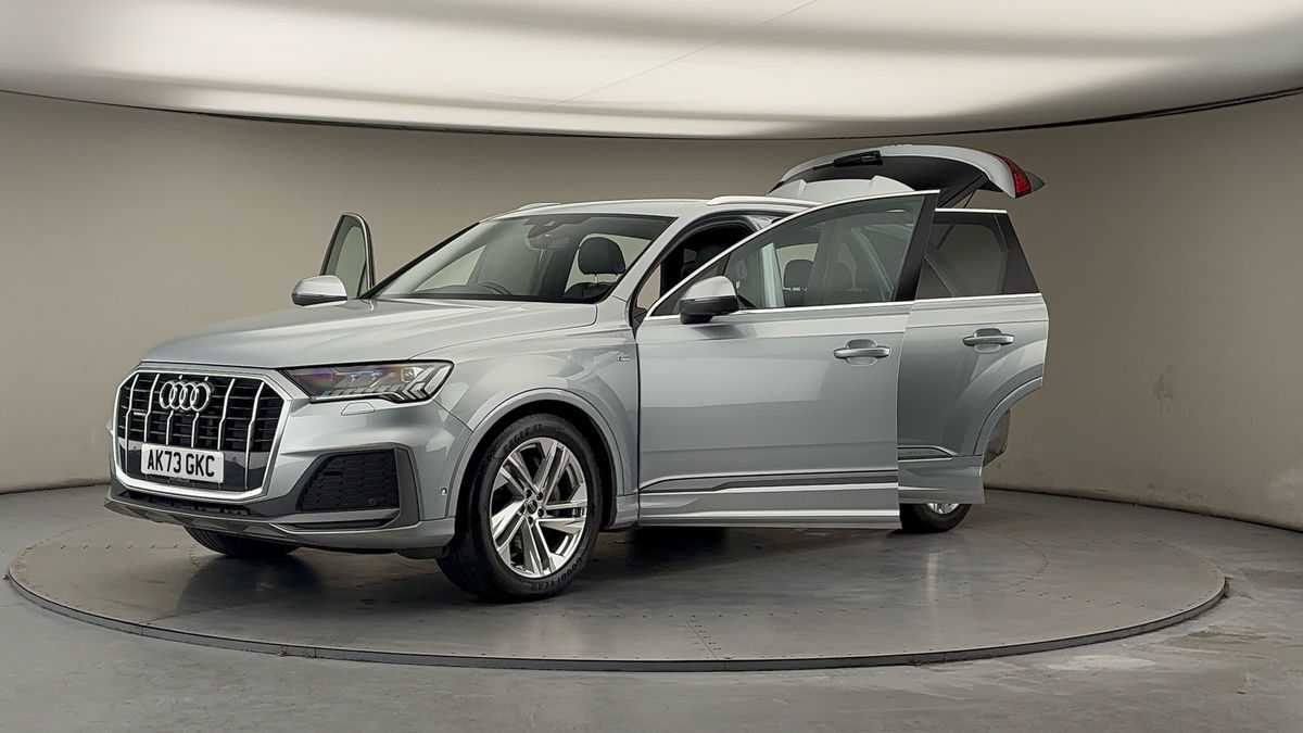 Used Audi Q7 2023 for sale - 77720880: Photo 50