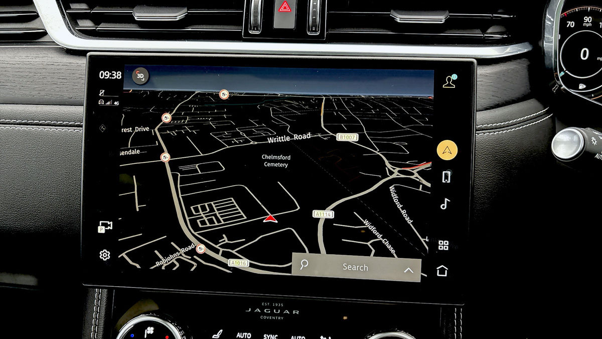 Used Jaguar F-Pace 2023 for sale - 76093230: Photo 17