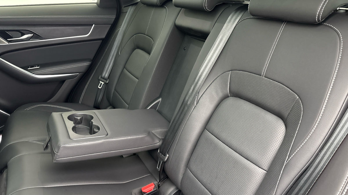 Used Jaguar F-Pace 2023 for sale - 76093230: Photo 9