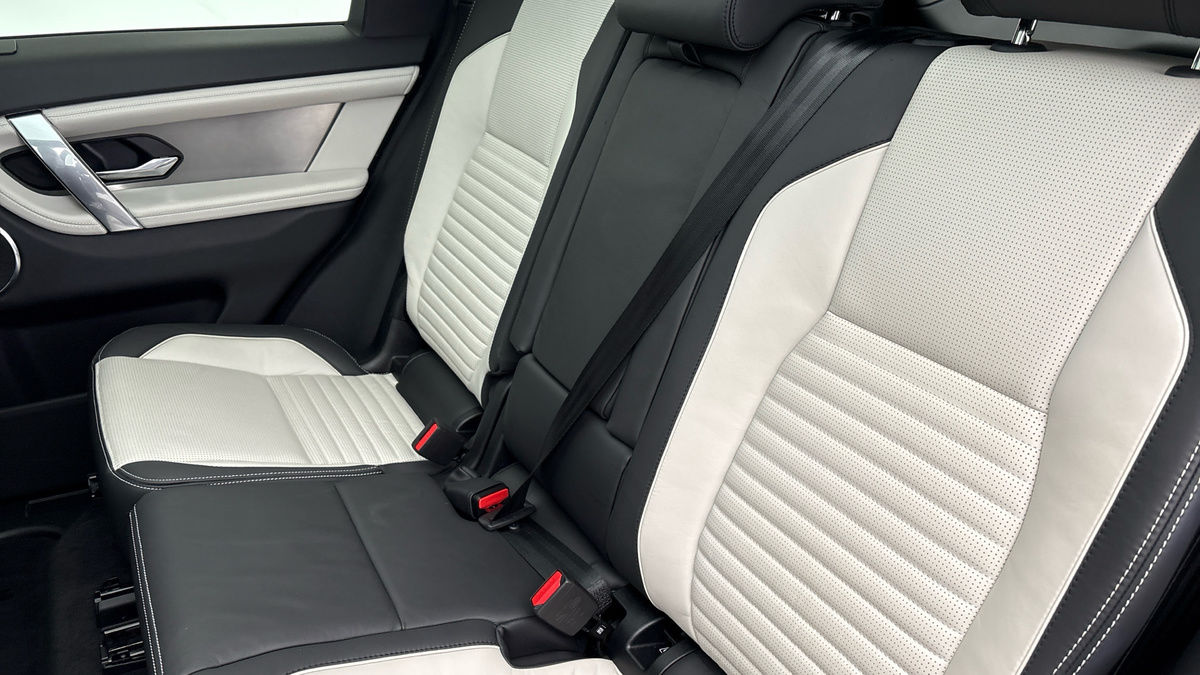 Used Land Rover Discovery Sport 2024 for sale - 75729963: Photo 8