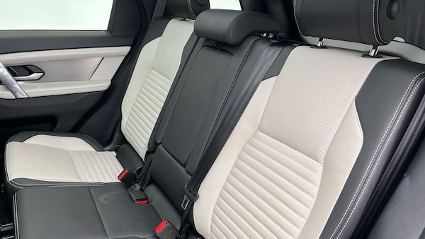 Used Land Rover Discovery Sport 2024 for sale - 75729963: Photo 8