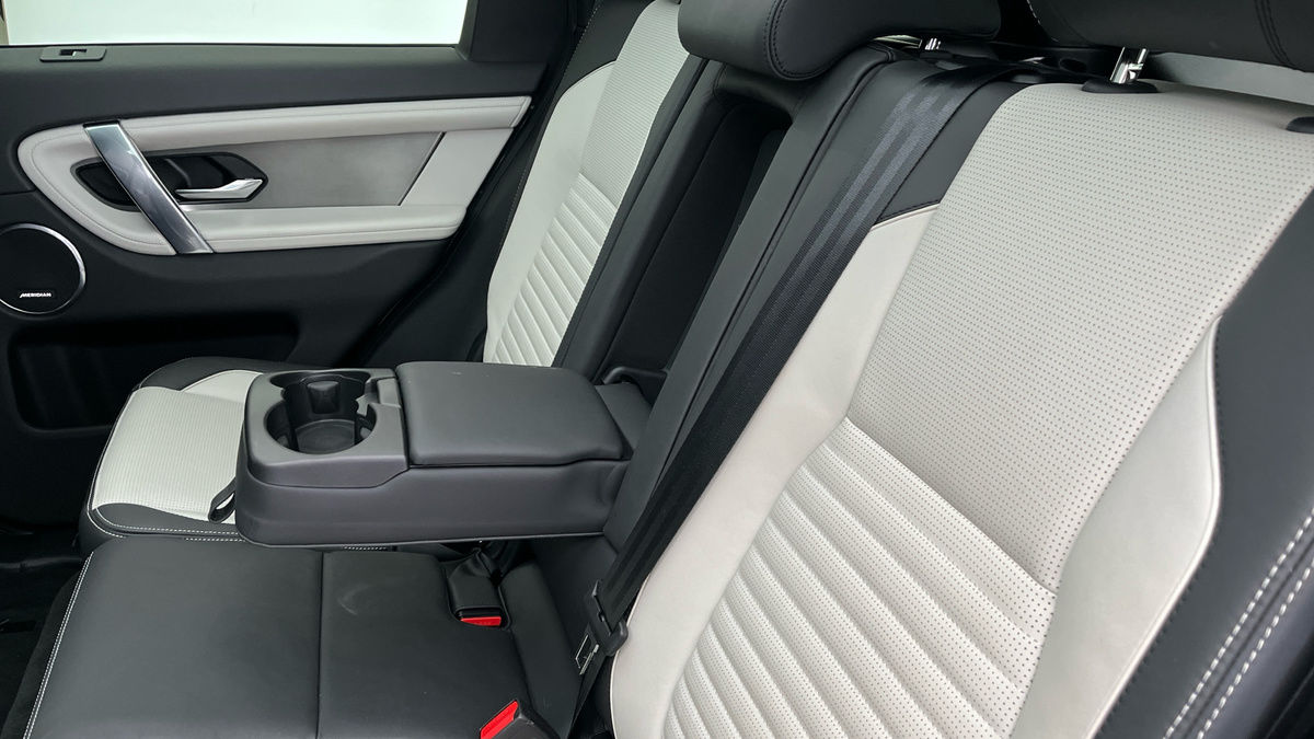 Used Land Rover Discovery Sport 2024 for sale - 75729963: Photo 9