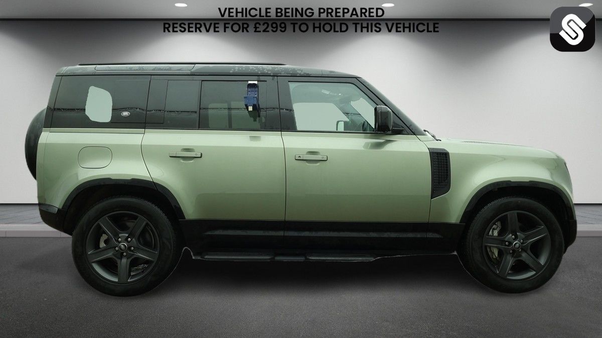 Used Land Rover Defender 2024 for sale - 78083821: Photo 5