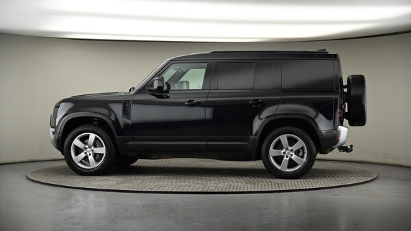 Used Land Rover Defender 110 2022 for sale - 73879697: Photo 36