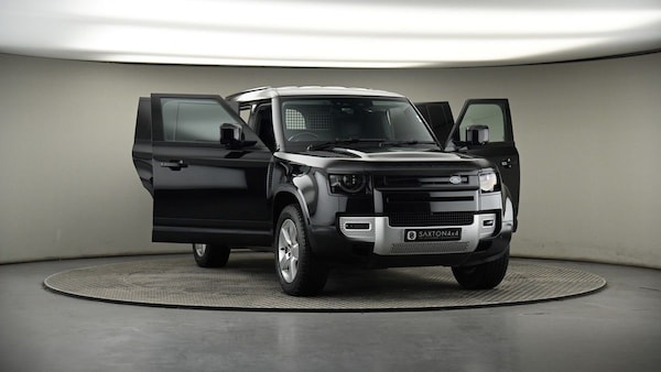 Used Land Rover Defender 110 2022 for sale - 73879697: Photo 46