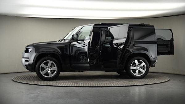 Used Land Rover Defender 110 2022 for sale - 73879697: Photo 50