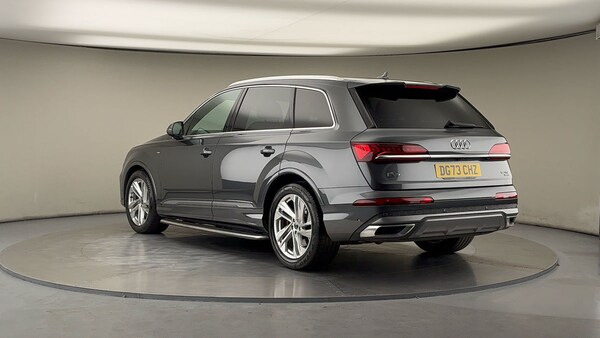 Used Audi Q7 2023 for sale - 76119507: Photo 2