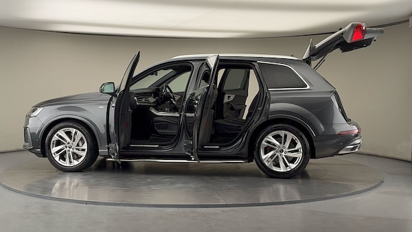 Used Audi Q7 2023 for sale - 76119507: Photo 46