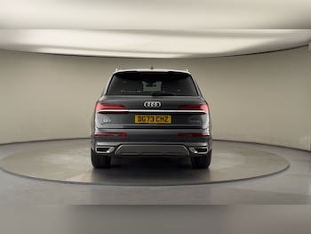 Used Audi Q7 2023 for sale - 76119507: Photo