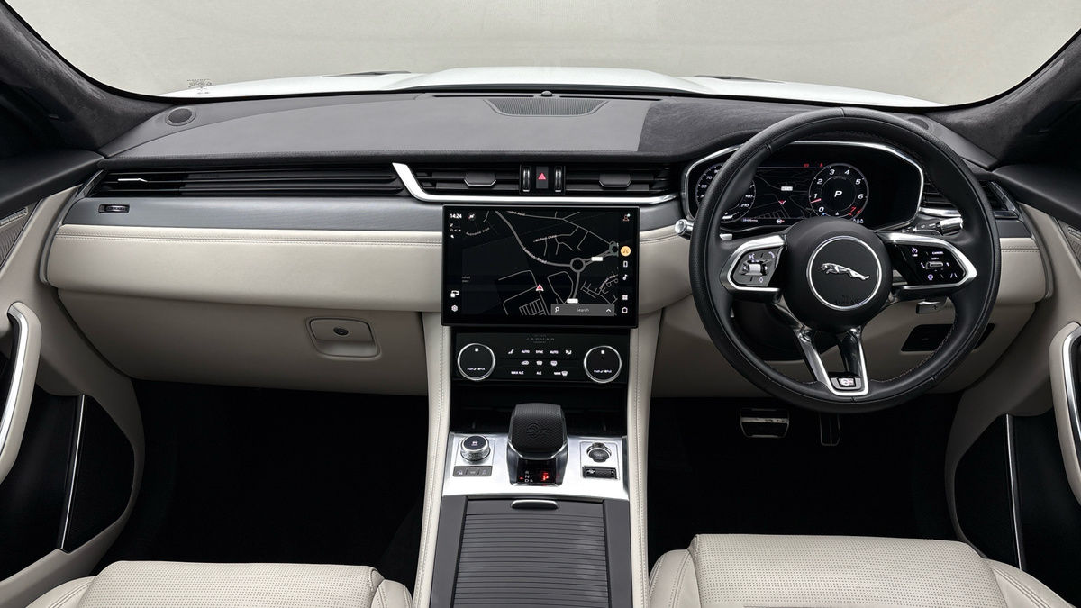 Used Jaguar F-Pace 2022 for sale - 76081579: Photo 12