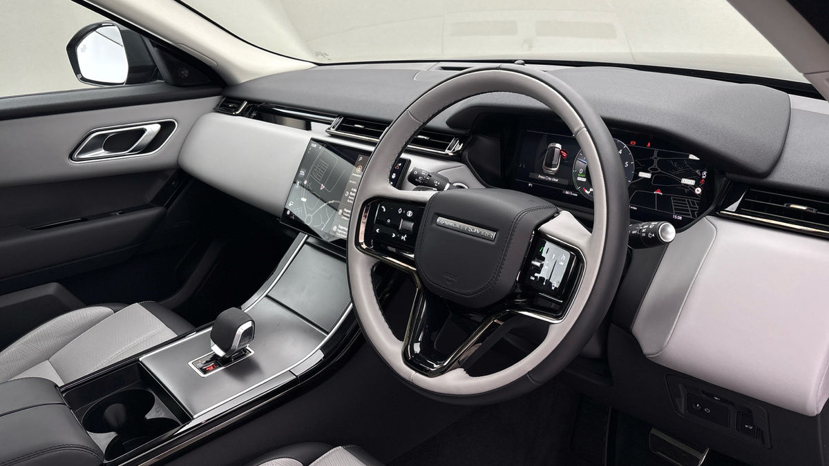Used Land Rover Range Rover Velar 2025 for sale - 77356965: Photo 5