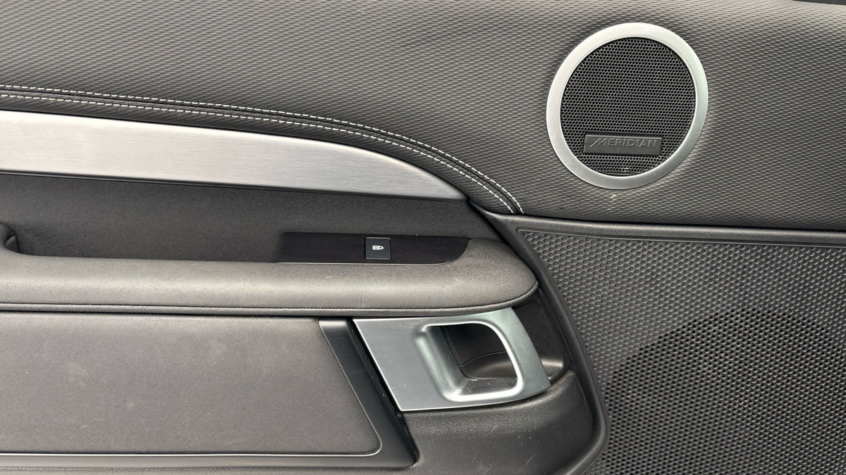 Used Land Rover Discovery 2023 for sale - 78083799: Photo 19