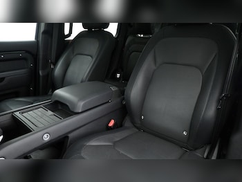 Used Land Rover Defender 130 2023 for sale - 75778088: Photo