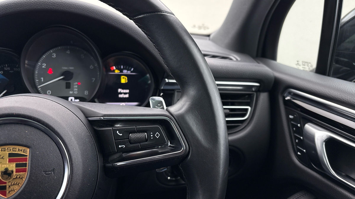 Used Porsche Macan 2022 for sale - 76236447: Photo 14