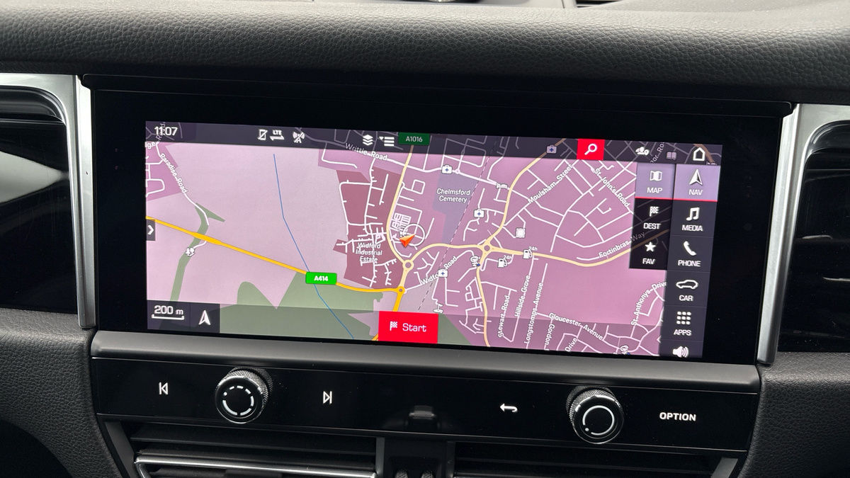 Used Porsche Macan 2022 for sale - 76236447: Photo 17