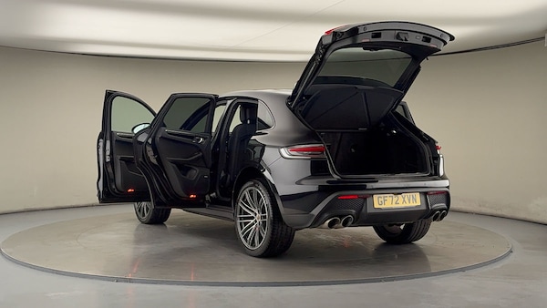 Used Porsche Macan 2022 for sale - 76236447: Photo 23