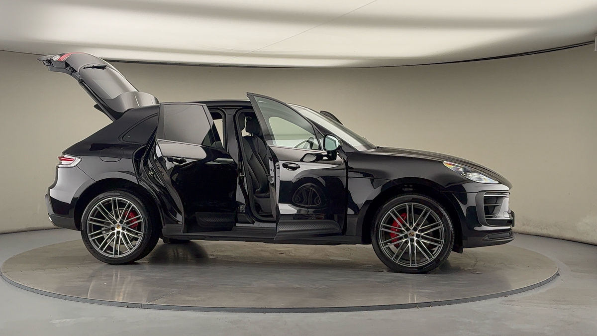 Used Porsche Macan 2022 for sale - 76236447: Photo 57