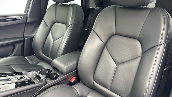 Used Porsche Macan 2022 for sale - 76236447: Photo 7