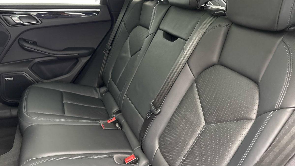 Used Porsche Macan 2022 for sale - 76236447: Photo 8