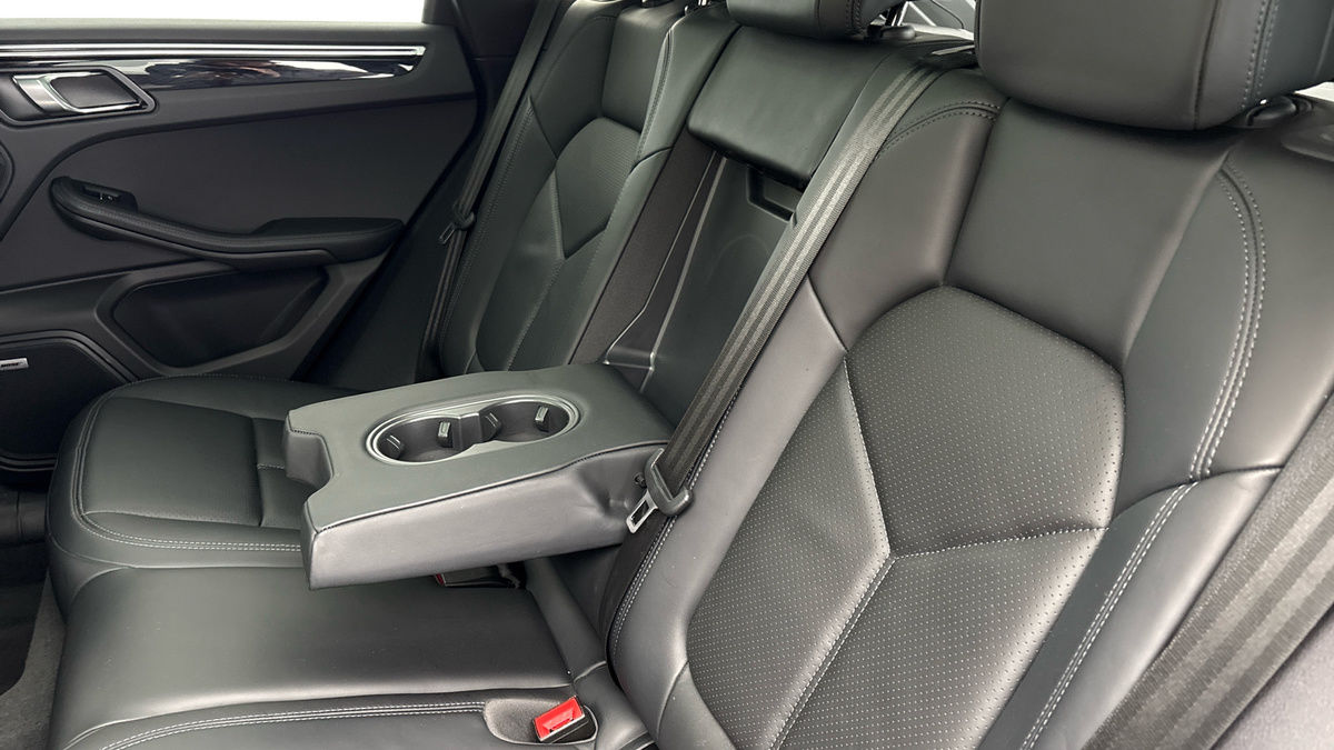 Used Porsche Macan 2022 for sale - 76236447: Photo 9