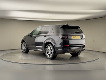 Used Land Rover Discovery Sport 2022 for sale - 76784702: Photo