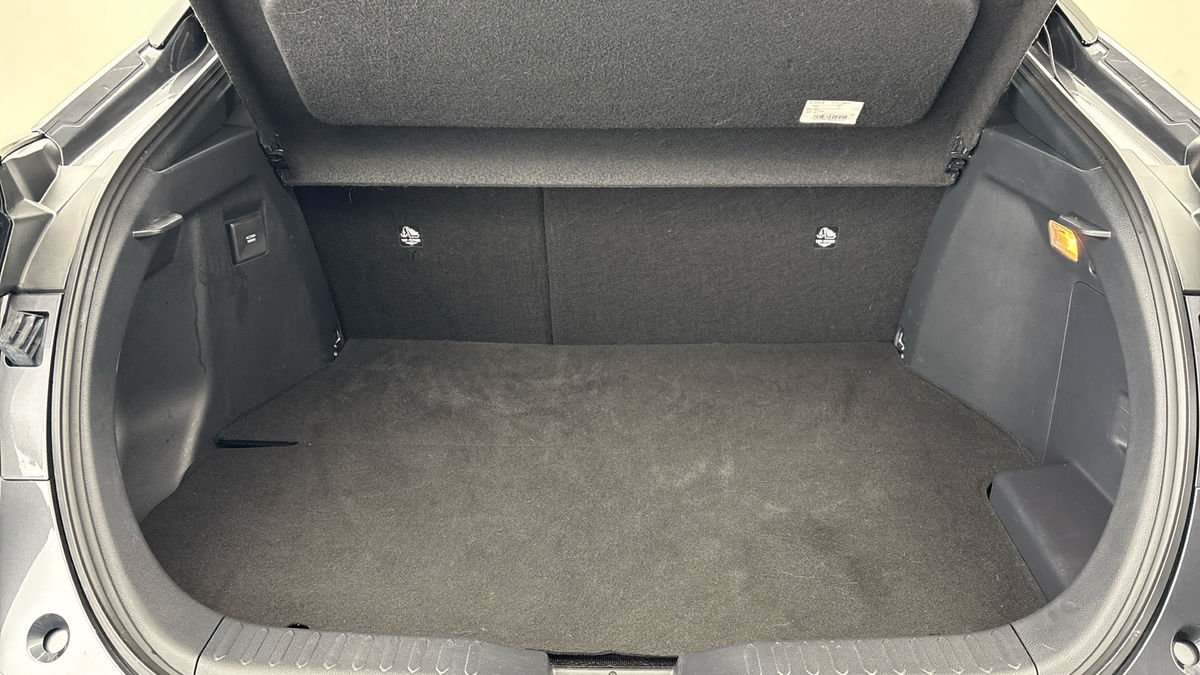 Used Toyota C-HR 2024 for sale - 77535686: Photo 11