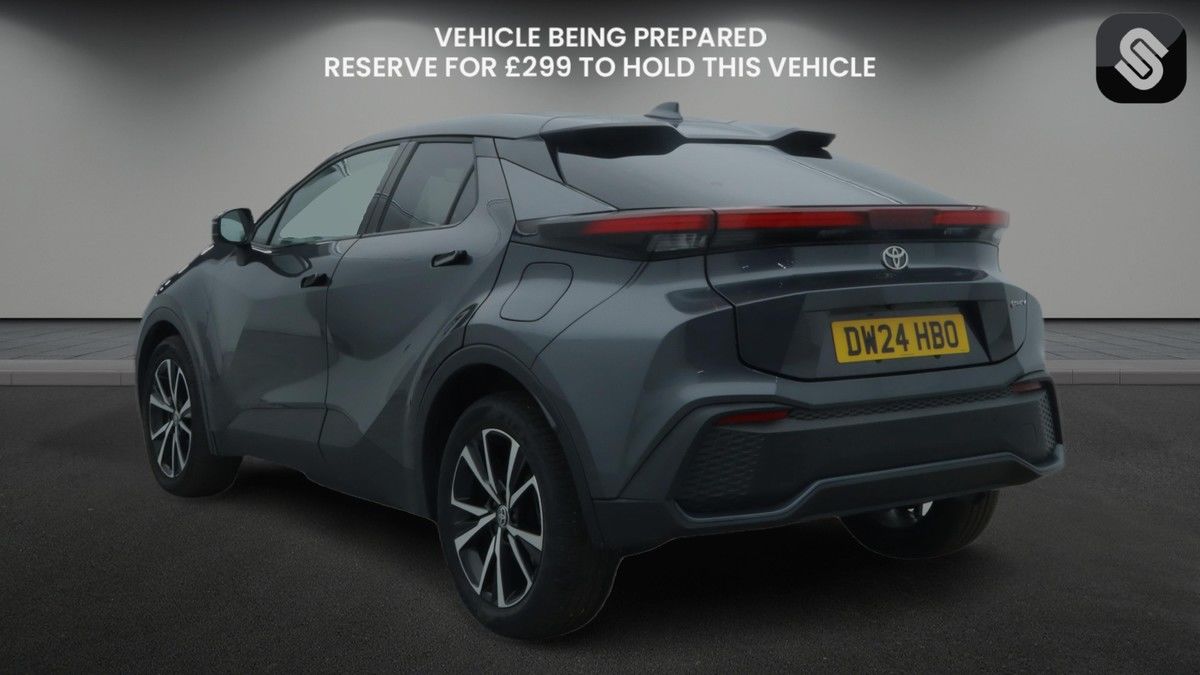 Used Toyota C-HR 2024 for sale - 77535686: Photo 3