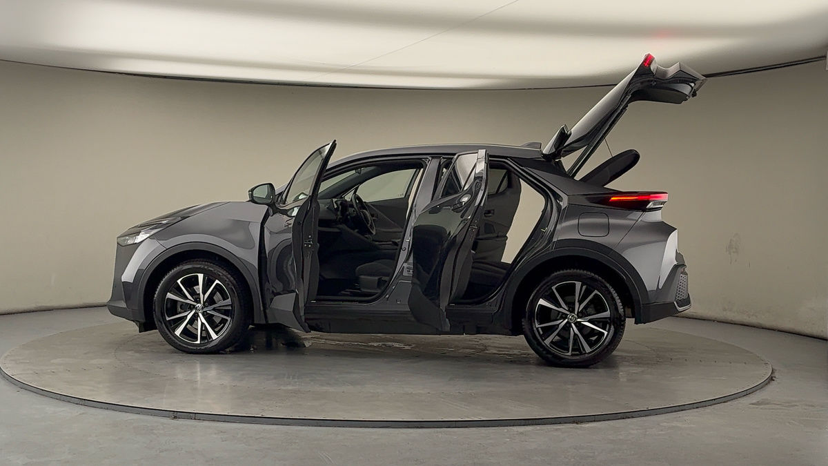 Used Toyota C-HR 2024 for sale - 77535686: Photo 46