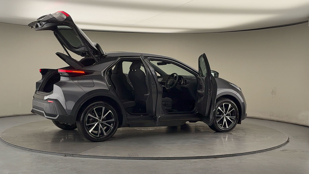 Used Toyota C-HR 2024 for sale - 77535686: Photo 57