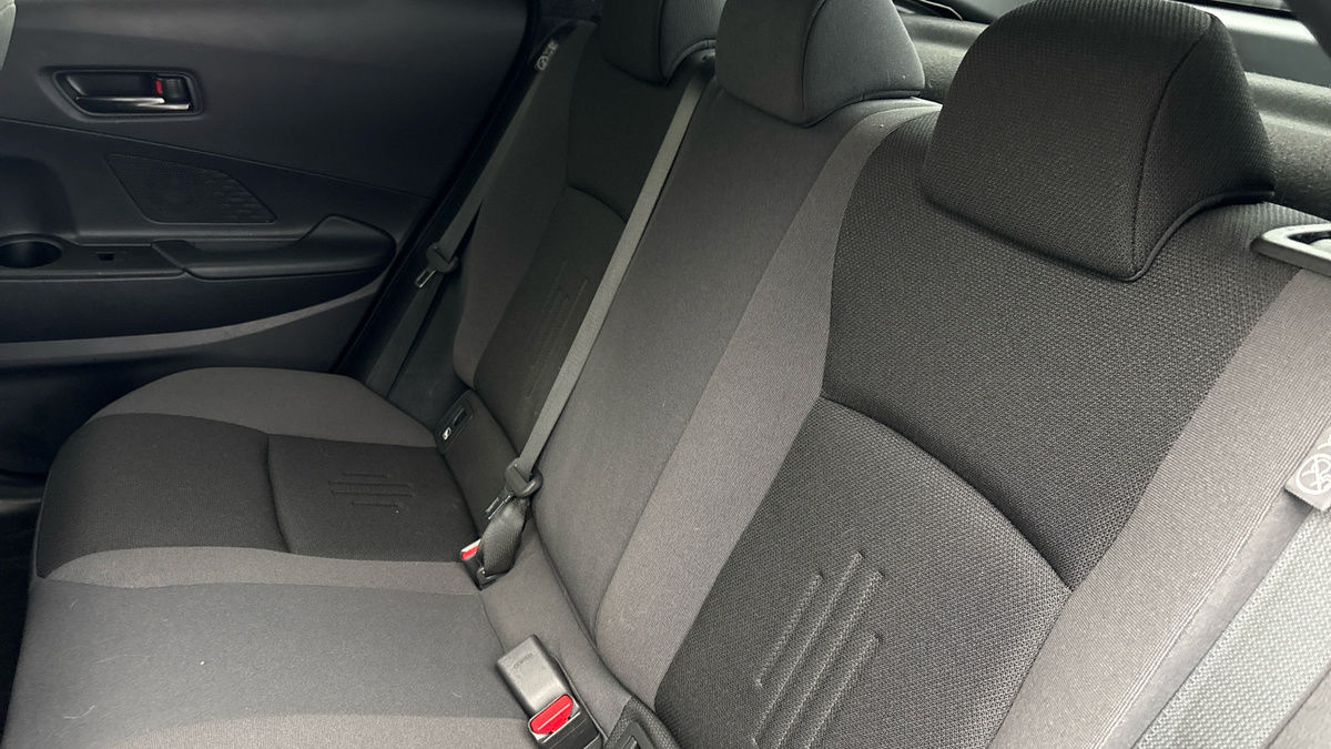 Used Toyota C-HR 2024 for sale - 77535686: Photo 8