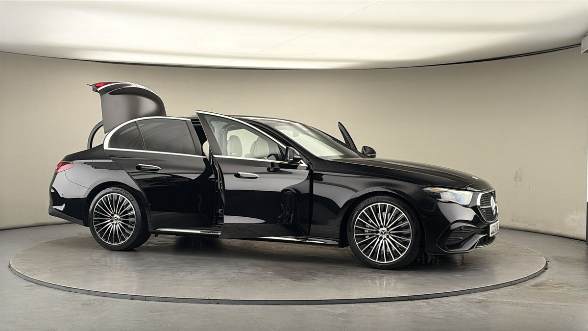 Used Mercedes-Benz E Class 2024 for sale - 77968157: Photo 54