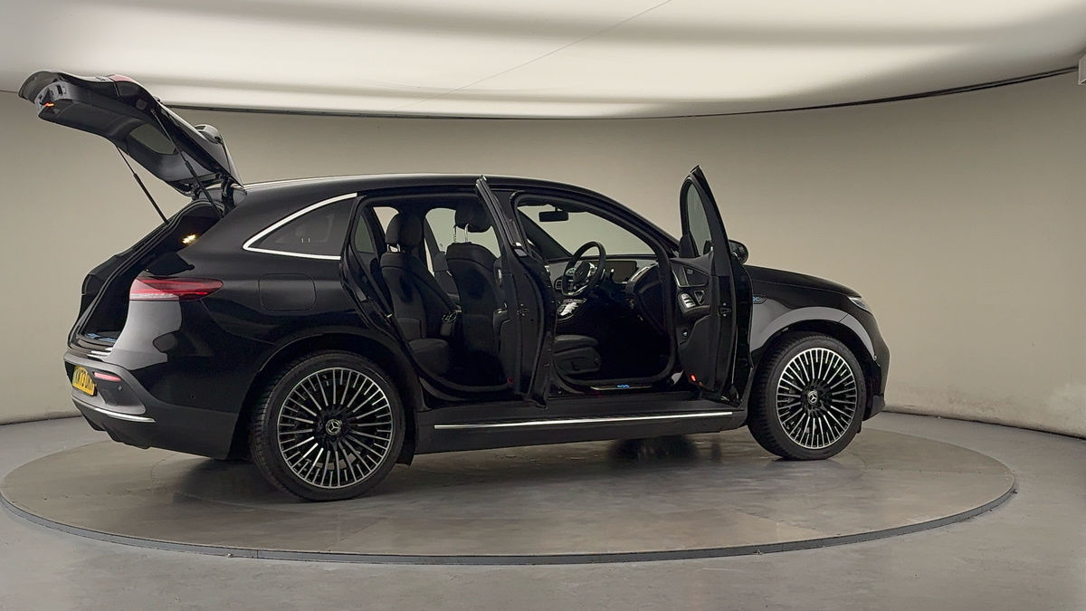 Used Mercedes-Benz EQC 2023 for sale - 76323904: Photo 57