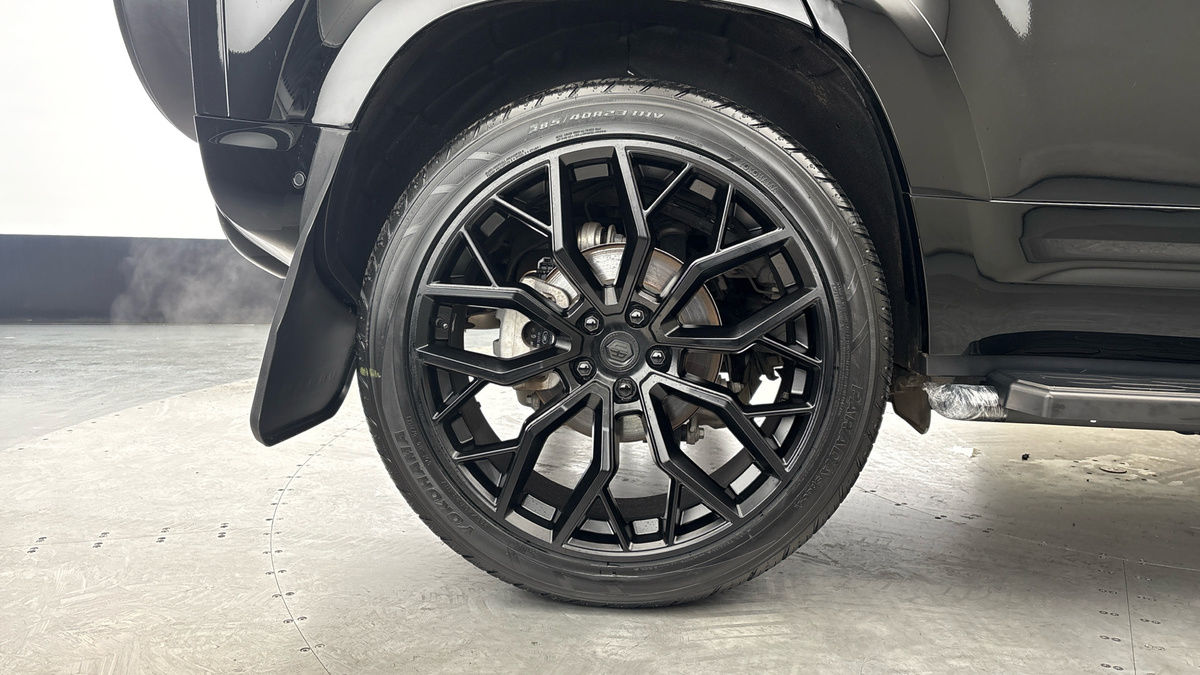 Used Land Rover Defender 2024 for sale - 78213235: Photo 10