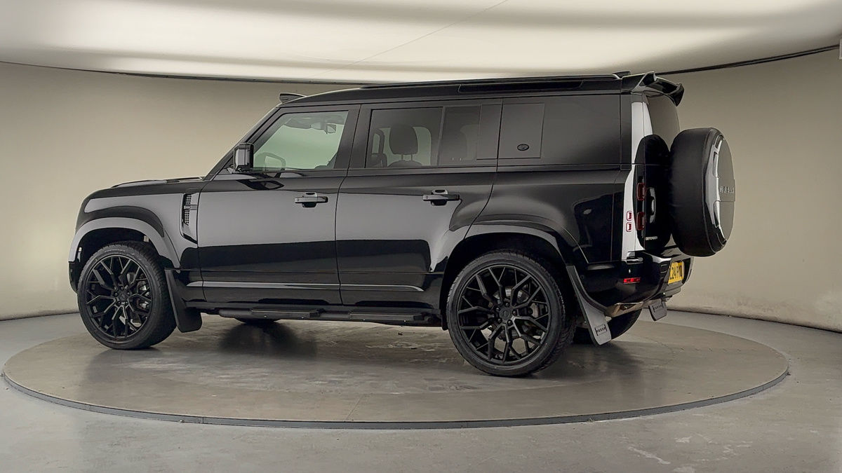 Used Land Rover Defender 2024 for sale - 78213235: Photo 31