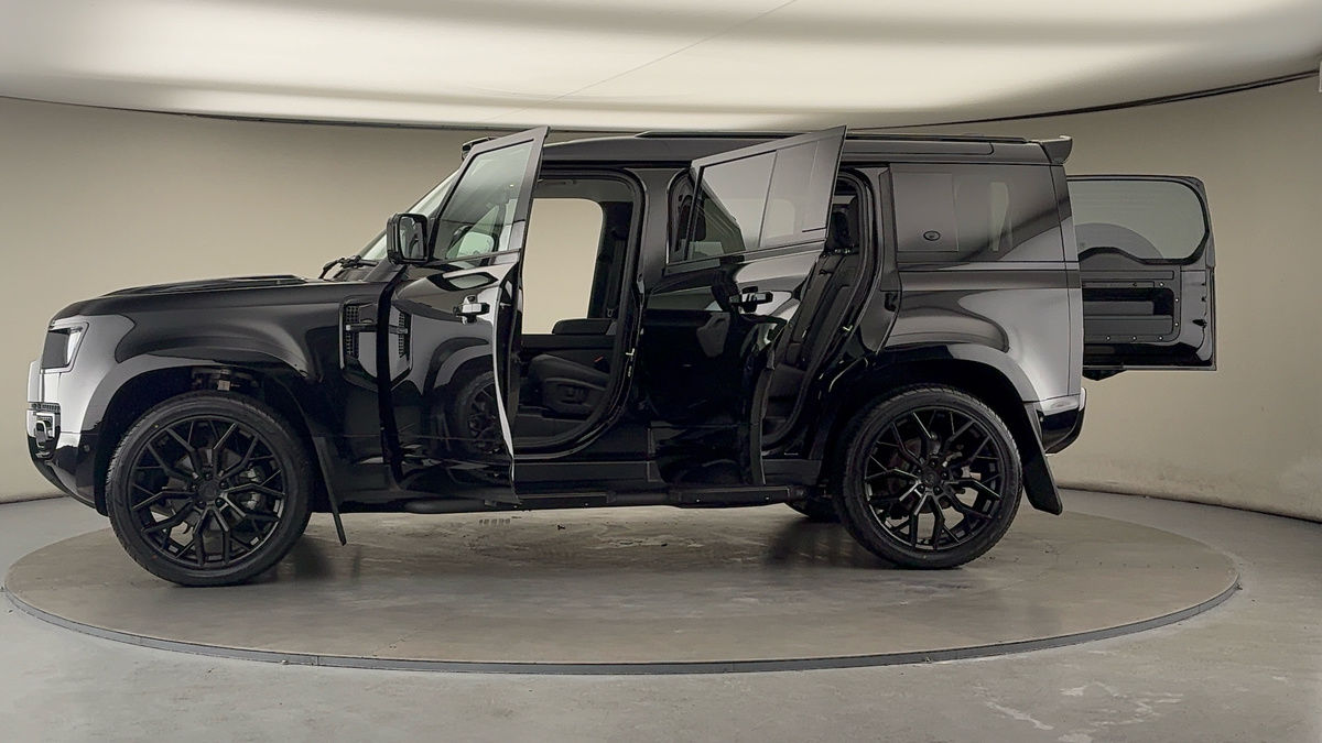 Used Land Rover Defender 2024 for sale - 78213235: Photo 52