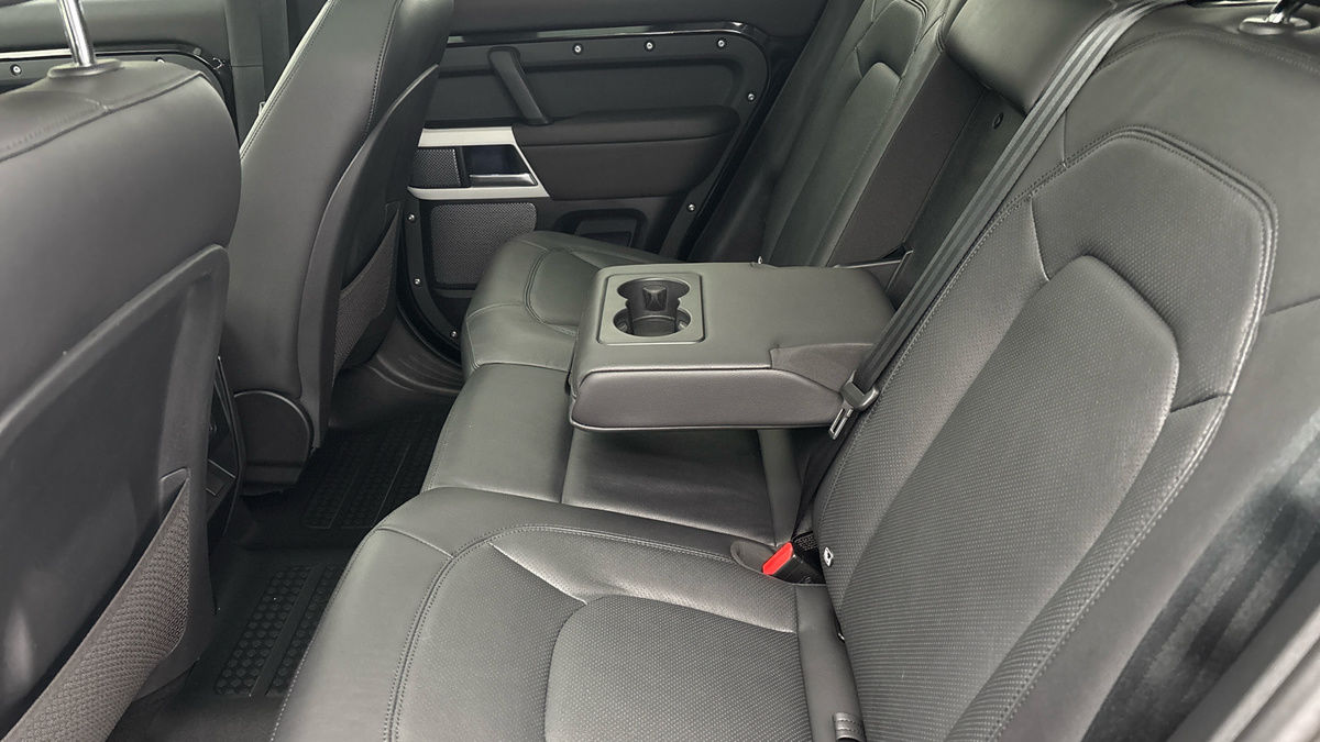 Used Land Rover Defender 2024 for sale - 78213235: Photo 9