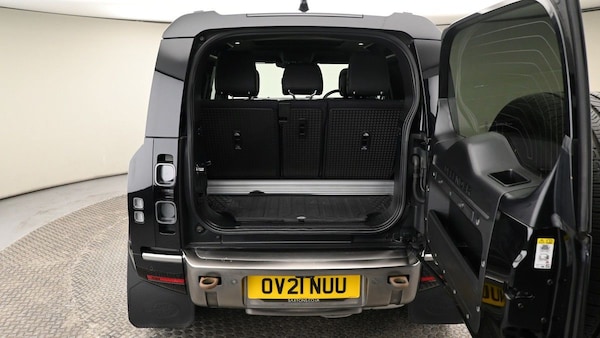 Used Land Rover Defender 90 2021 for sale - 75597801: Photo 10