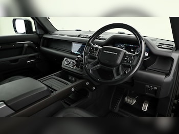Used Land Rover Defender 90 2021 for sale - 75597801: Photo