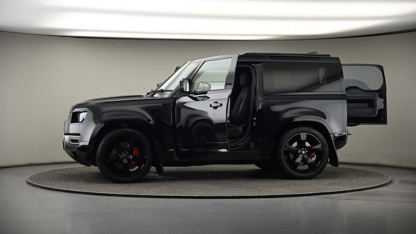 Used Land Rover Defender 90 2021 for sale - 75597801: Photo 50