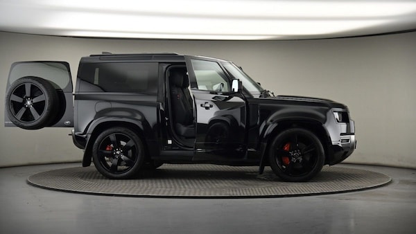 Used Land Rover Defender 90 2021 for sale - 75597801: Photo 59