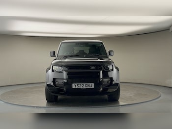 Used Land Rover Defender 110 2022 for sale - 75897766: Photo