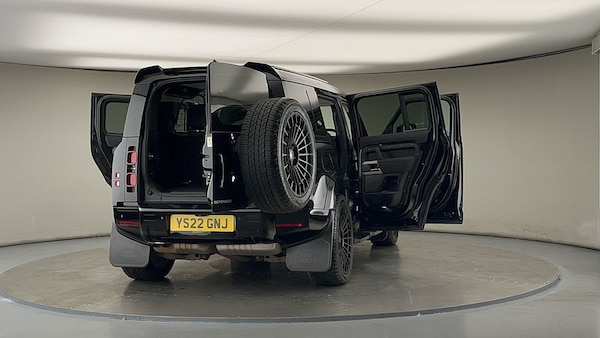 Used Land Rover Defender 110 2022 for sale - 75897766: Photo 59