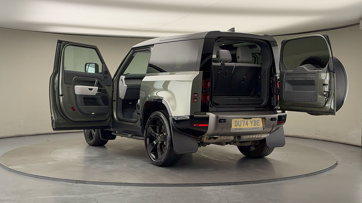 Used Land Rover Defender 90 2024 for sale - 76630357: Photo 23